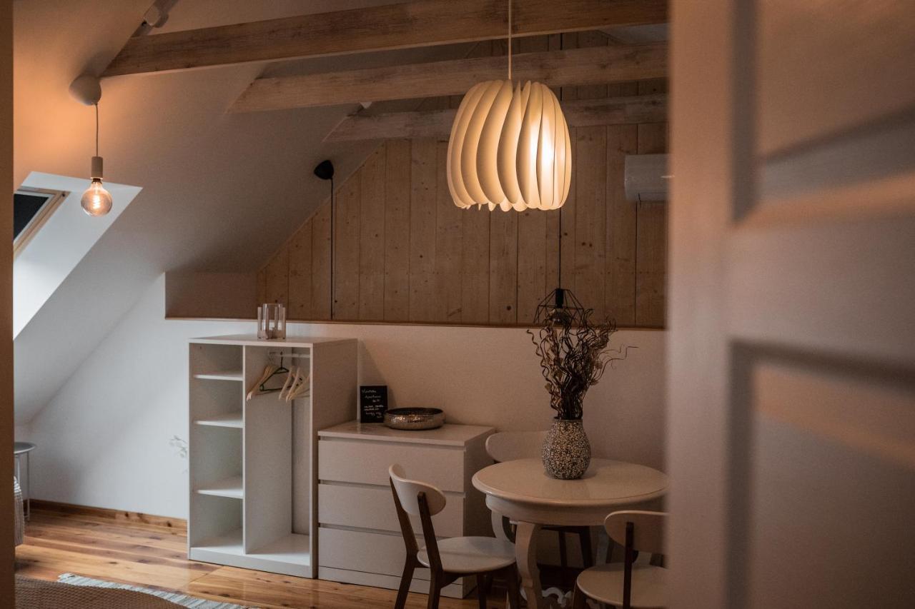 Válibor Vinotéka Apartman Badacsonytomaj Esterno foto